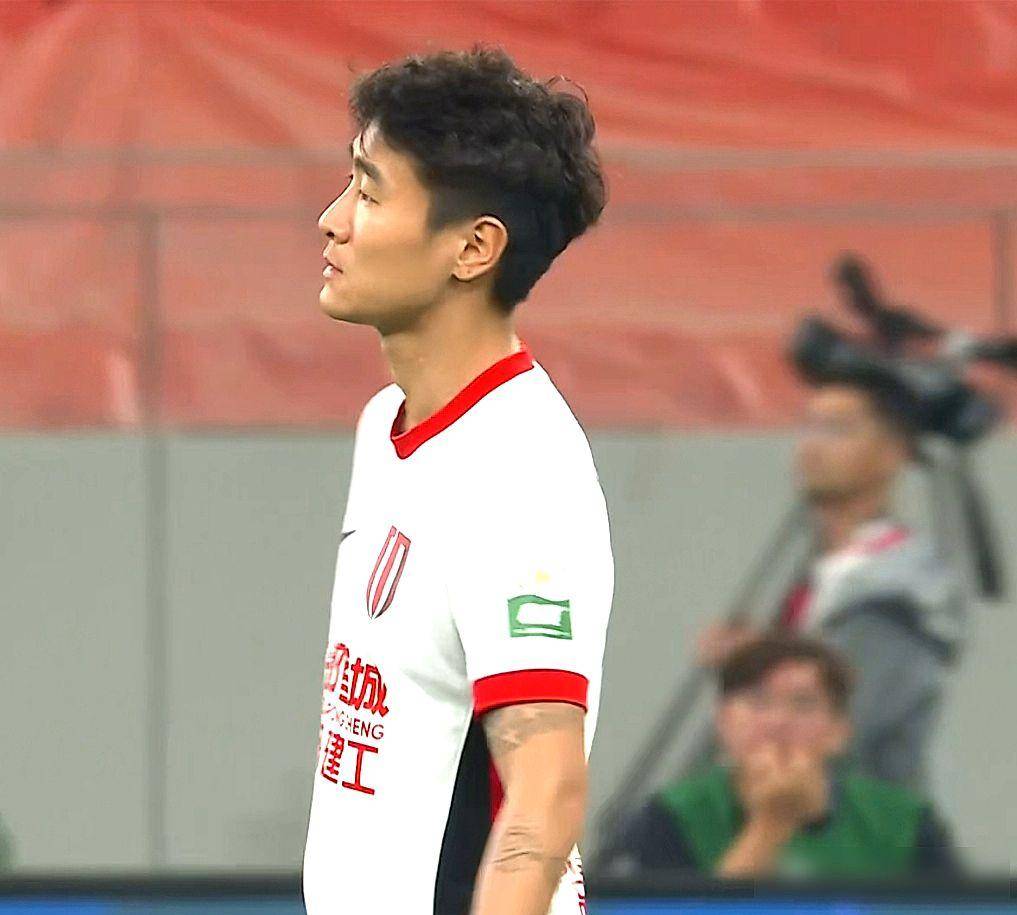 关于这也行？浙江队围绕亚冠内部沟通上海海港围绕欧冠队长鼓劲，赛后纽卡斯尔调整名单以备足总杯的信息kaiyun